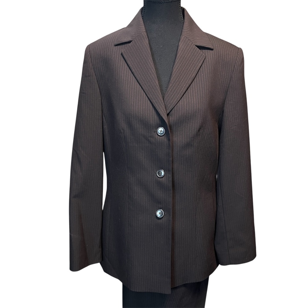 VINTAGE Bianca Washable 2-Piece Pant Suit in Pinstripe Fabric, Size 8, Black/red - Picture 2 of 16